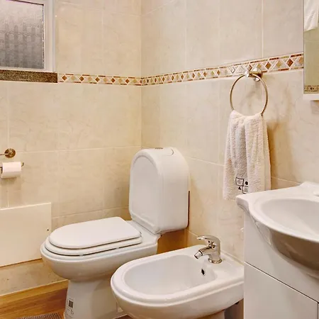 Vinhaticos House بيت للعطل São Vicente