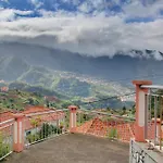 Holiday home Vinhaticos House *