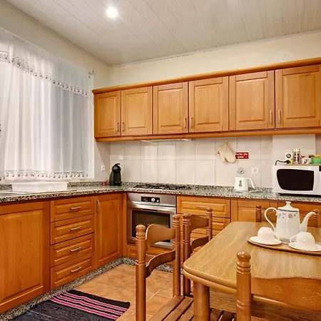 Vinhaticos House